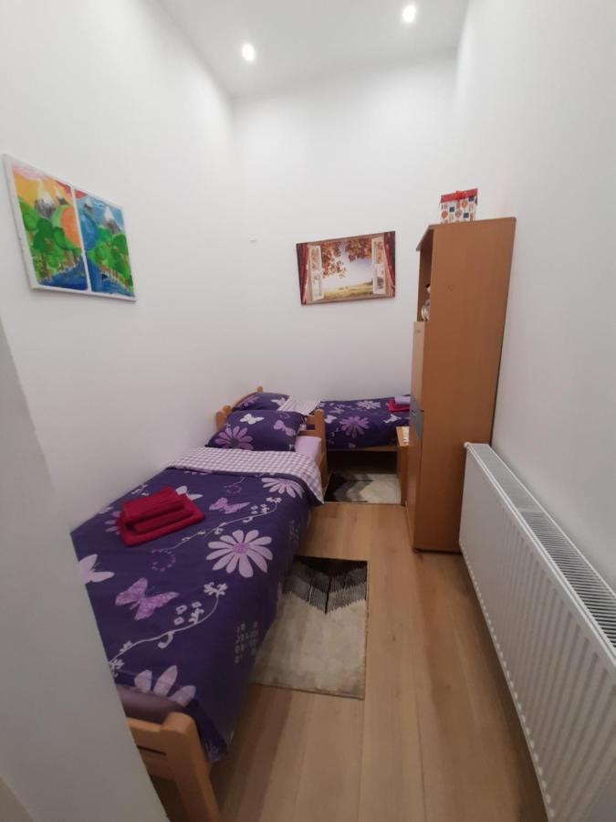 Apartman Lela Vârşeţ Exterior foto