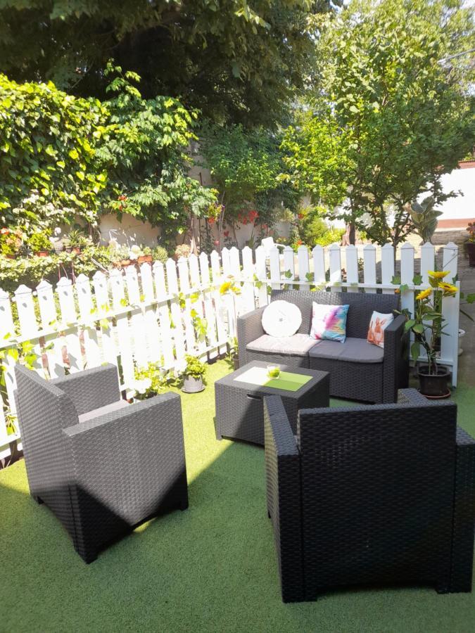 Apartman Lela Vârşeţ Exterior foto