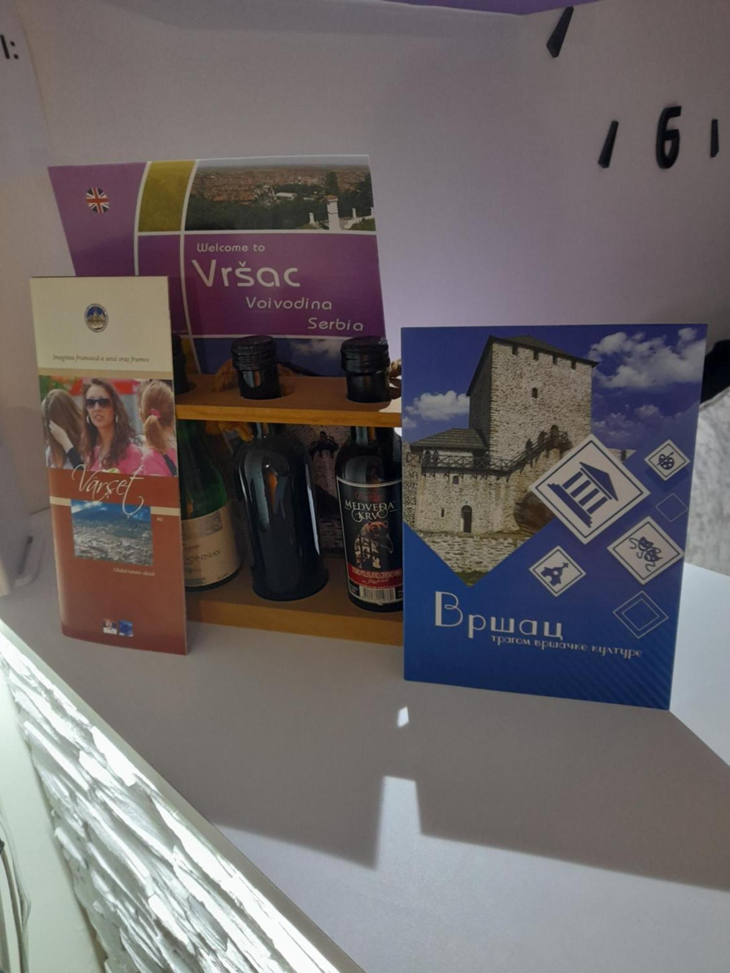 Apartman Lela Vârşeţ Cameră foto